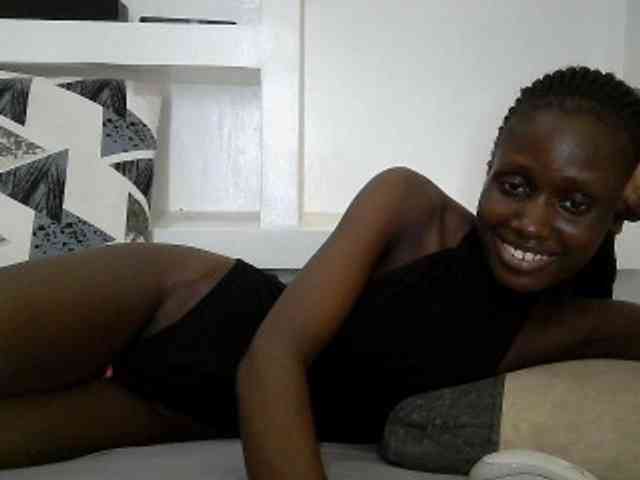 cutemona webcam