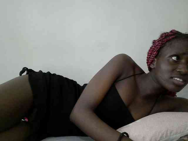cutemona webcam