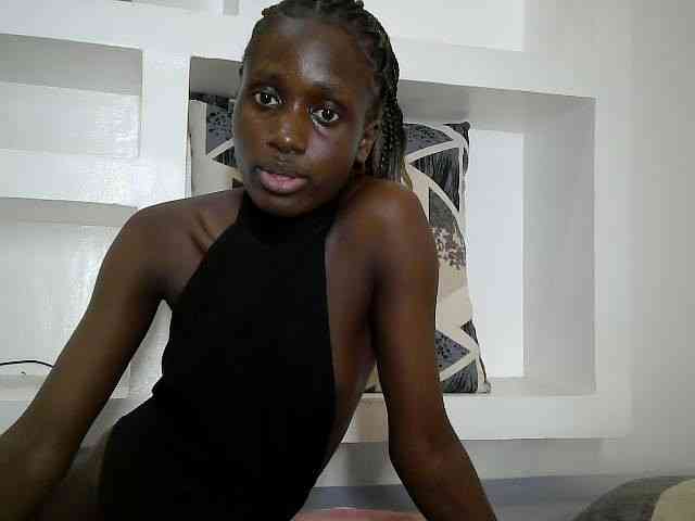cutemona webcam