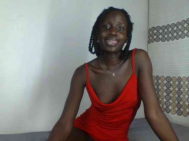 Modelo: cutemona