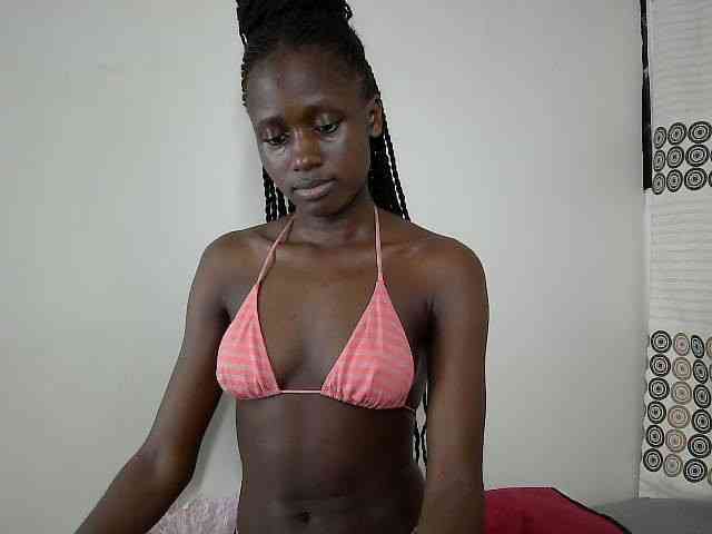 Modelo: cutemona