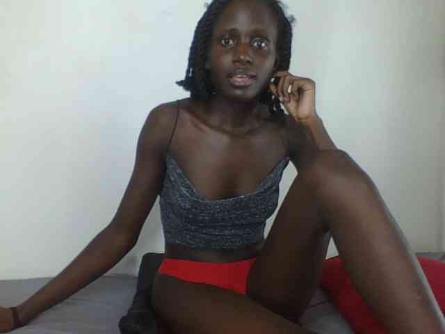 Modelo: cutemona