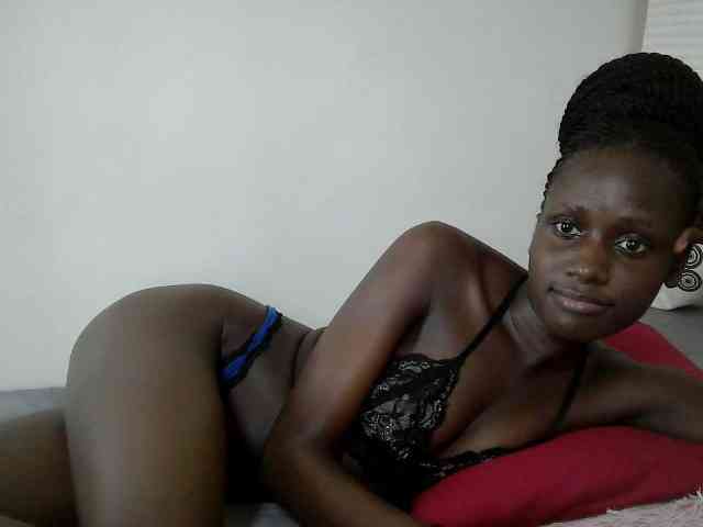 Modelo: cutemona