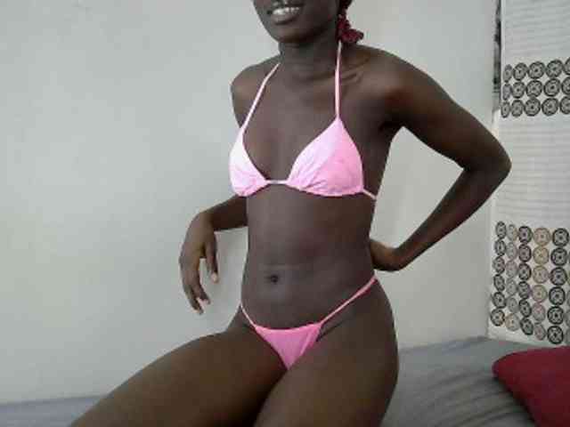 Modelo: cutemona