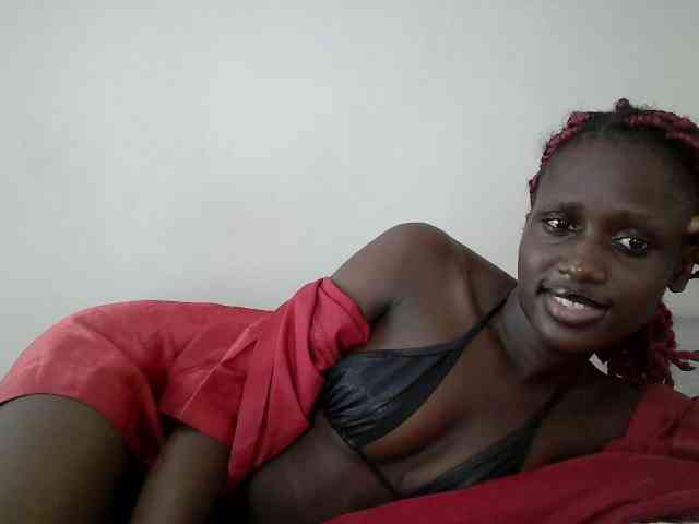 Modelo: cutemona