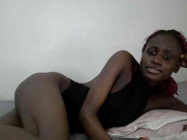 cutemona webcam