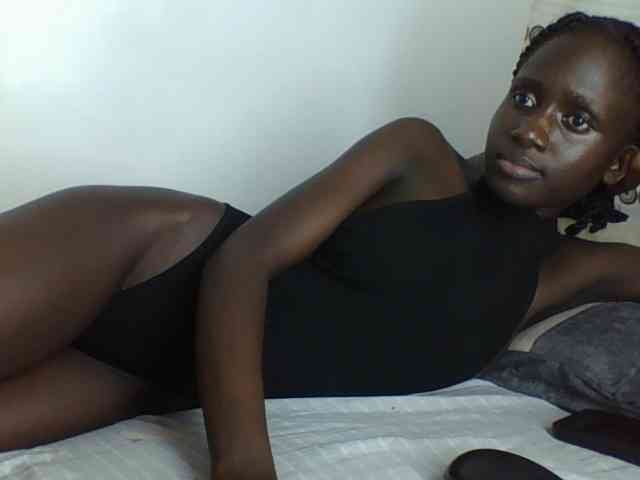 Model: cutemona