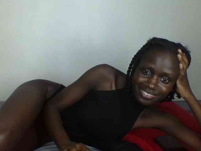 cutemona webcam
