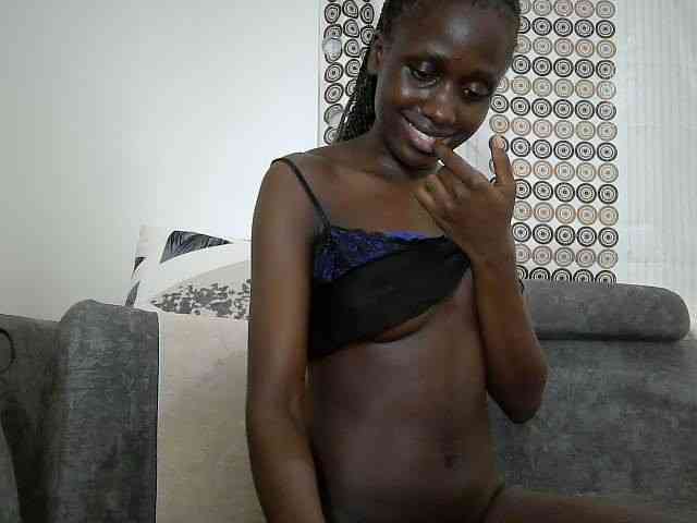 Modelo: cutemona