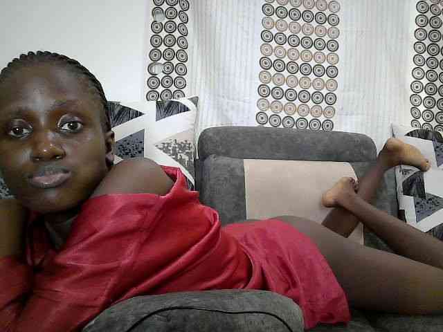 cutemona webcam