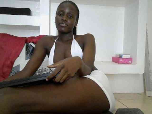 cutemona webcam