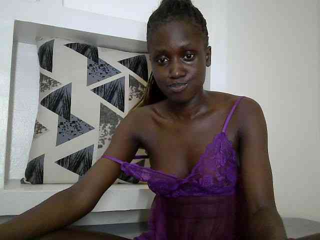 Modelo: cutemona