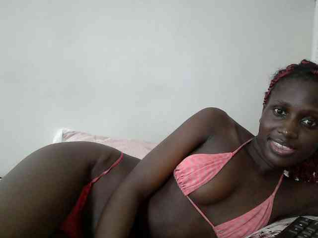 Modelo: cutemona