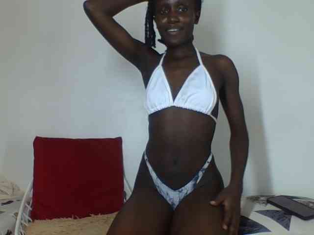 Modelo: cutemona