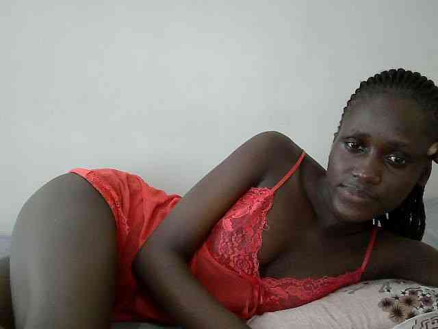 Modelo: cutemona