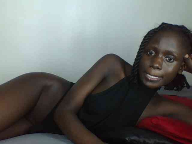 Modelo: cutemona