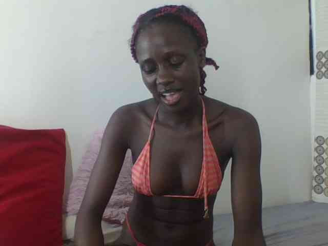 Modelo: cutemona