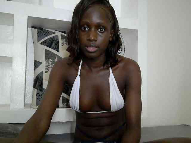 Modelo: cutemona