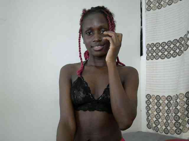 Modelo: cutemona