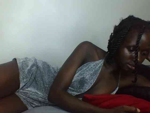Modelo: cutemona