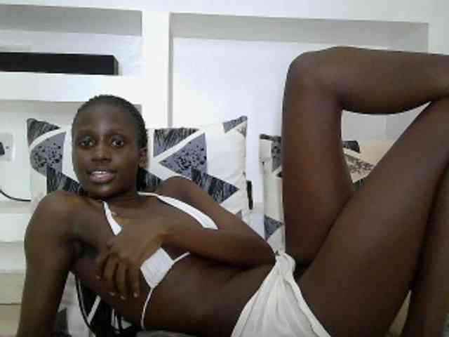 Modelo: cutemona