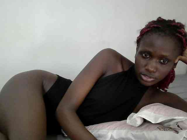 Modelo: cutemona