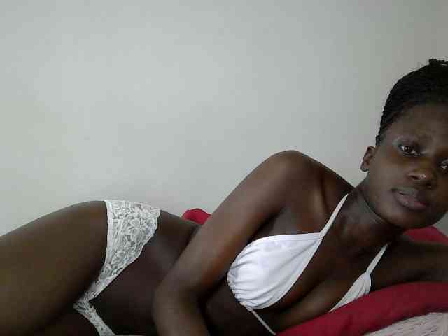 Modelo: cutemona