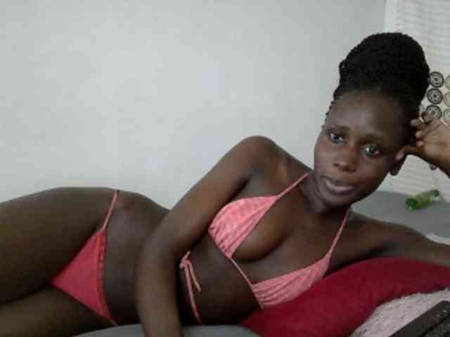 Modelo: cutemona