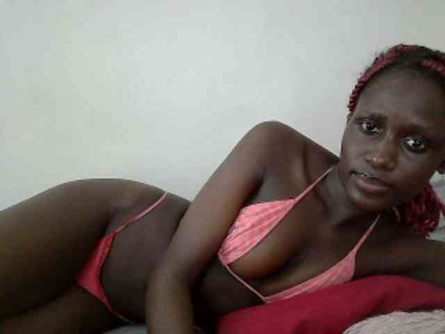 Modelo: cutemona