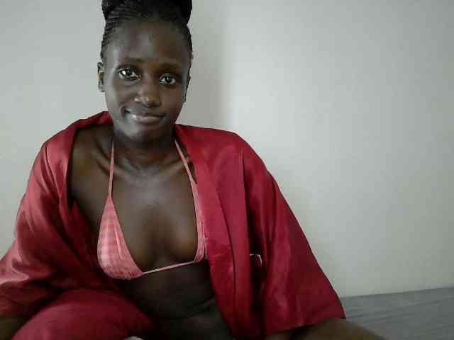 Modelo: cutemona