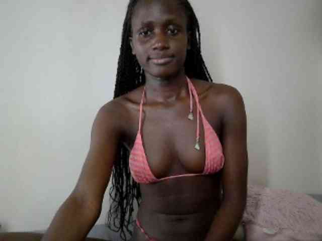 Modelo: cutemona