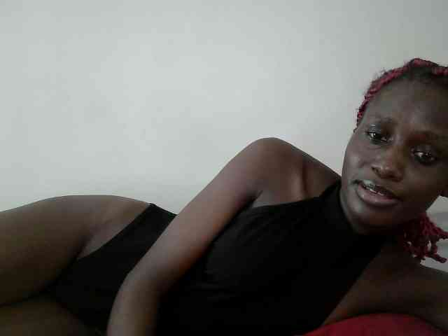 Modelo: cutemona