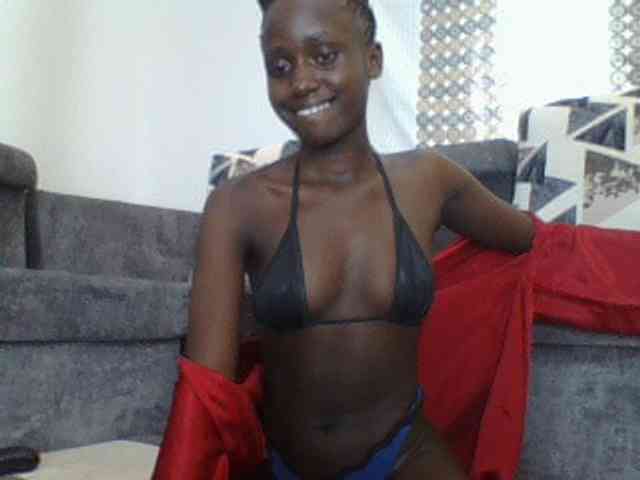 Modelo: cutemona