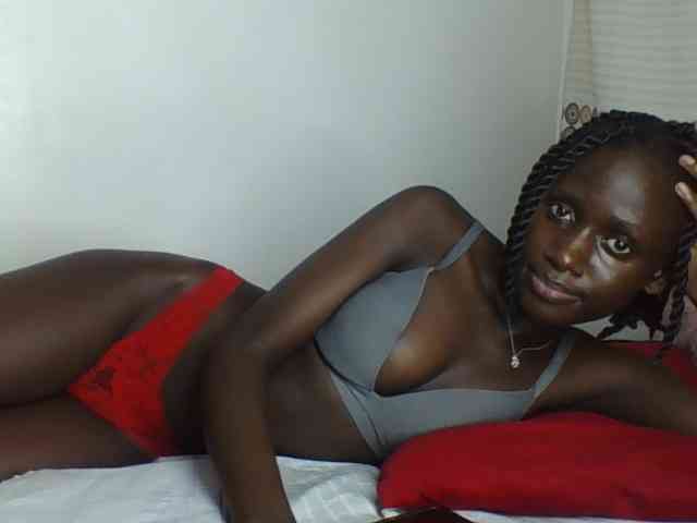 Modelo: cutemona