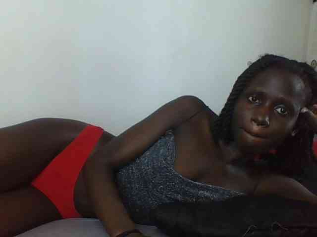 Modelo: cutemona
