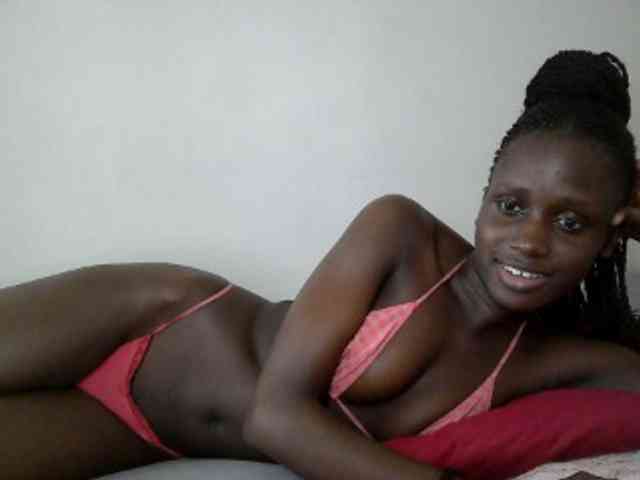 Modelo: cutemona