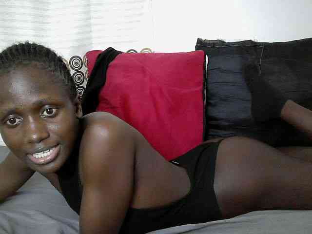 Modelo: cutemona