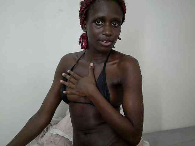 Modelo: cutemona