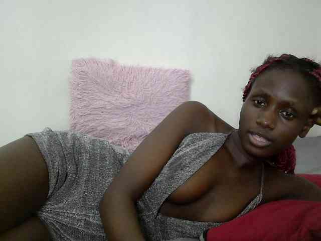 cutemona webcam