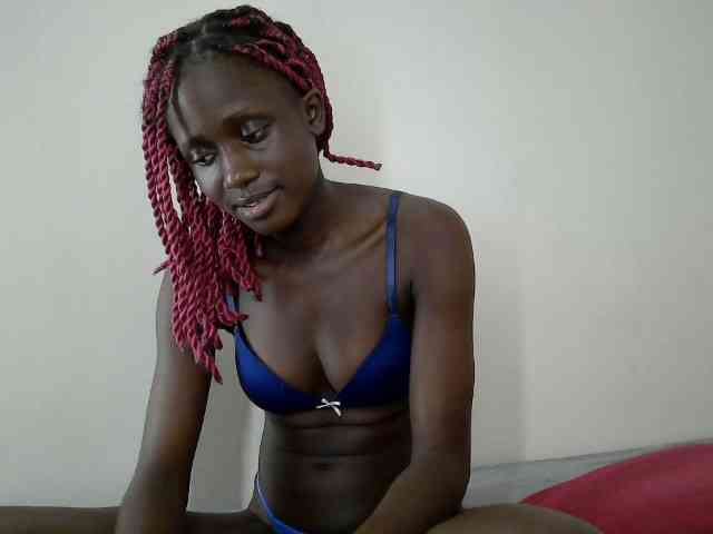 cutemona webcam