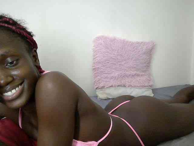 Modelo: cutemona