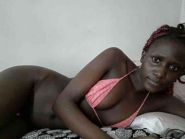 Modelo: cutemona