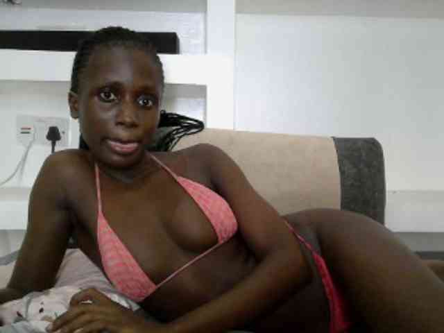 Modelo: cutemona