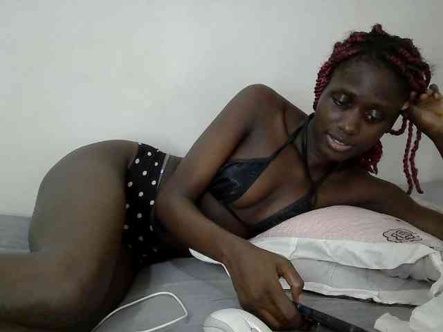 Modelo: cutemona