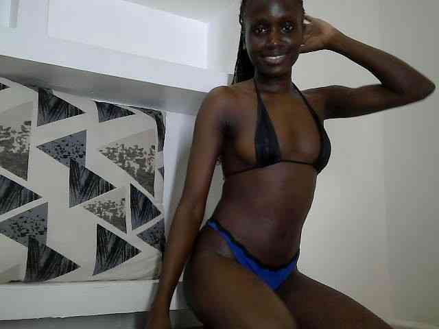 Modelo: cutemona