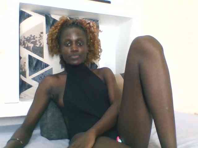 Modelo: cutemona