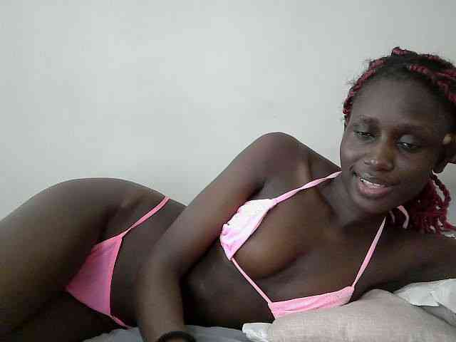 Modelo: cutemona