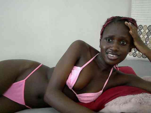 cutemona webcam