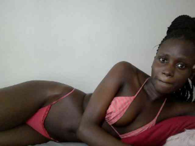 Modelo: cutemona