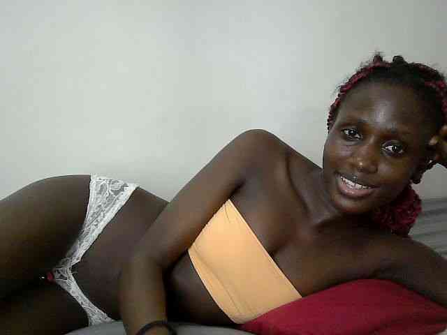 Modelo: cutemona